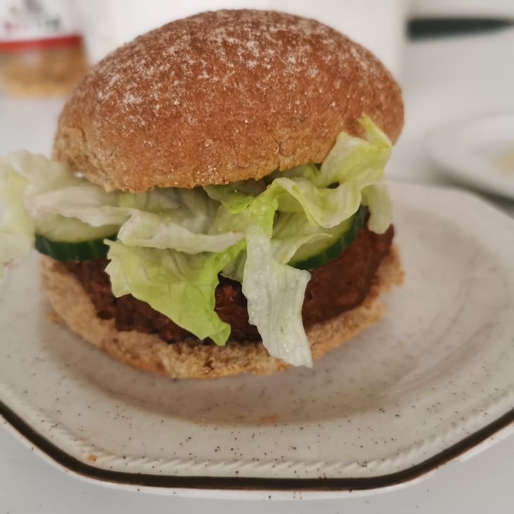 photo of Meatless Farm Meat Free Burgers shared by @dhanipatel on  24 Jan 2021 - review