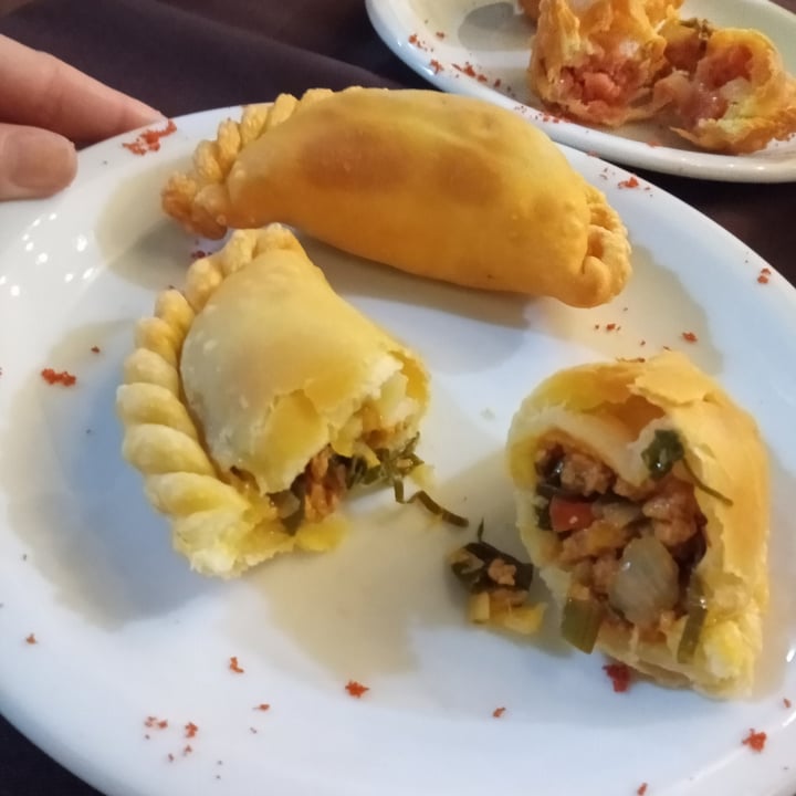 photo of El patio vegan Empanada frita de soja shared by @beiaene on  09 Oct 2022 - review