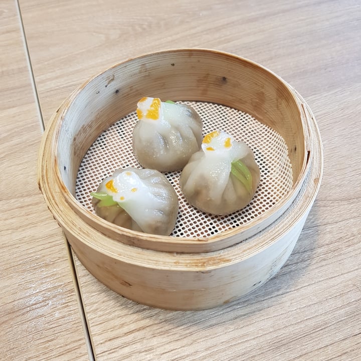 photo of Lotus Café 蓮心食坊 Truffle Mixed Mushroom Dumplings shared by @leafy on  08 May 2022 - review