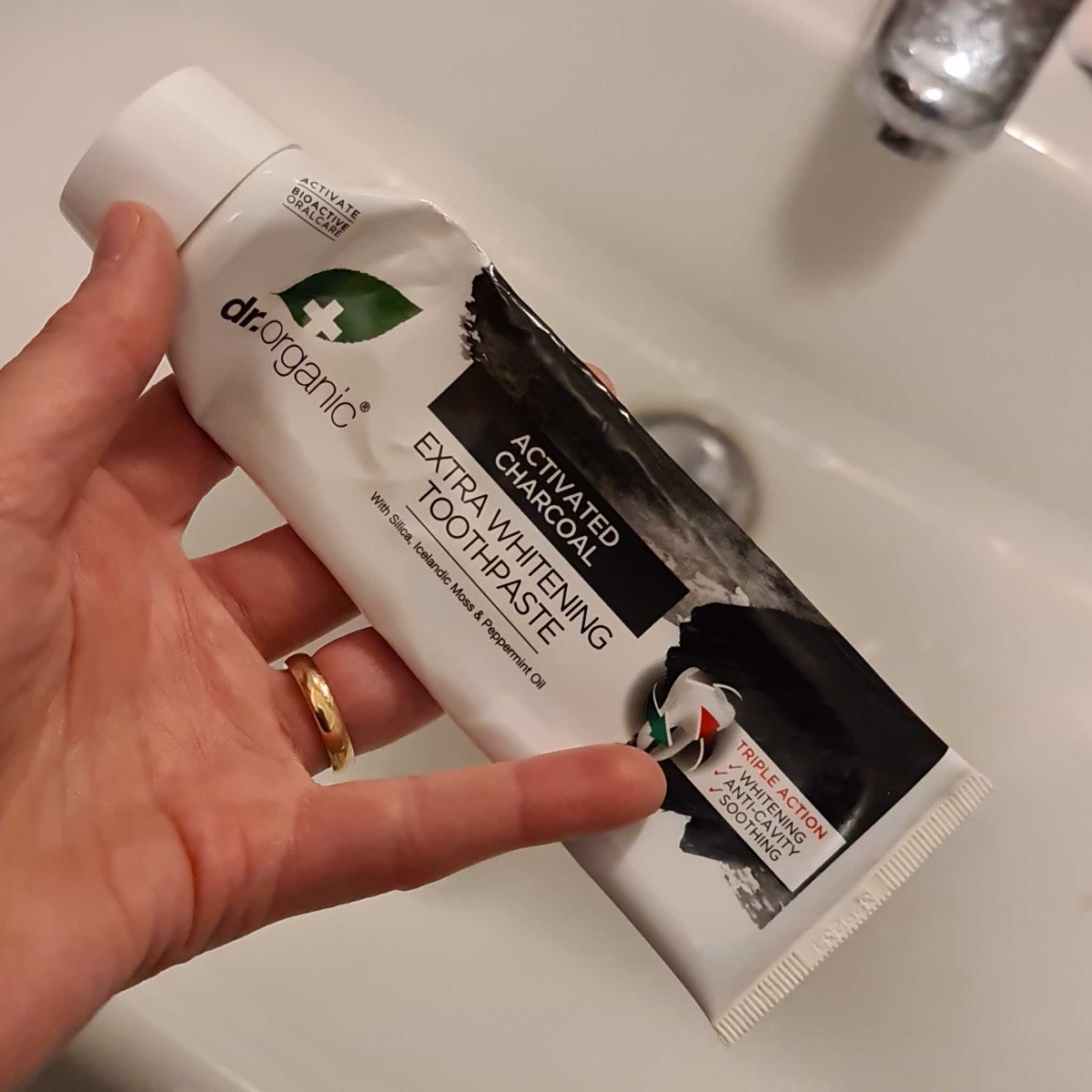 Extra Whitening Toothpaste from dr.organic - Vegan Product Reviews ...