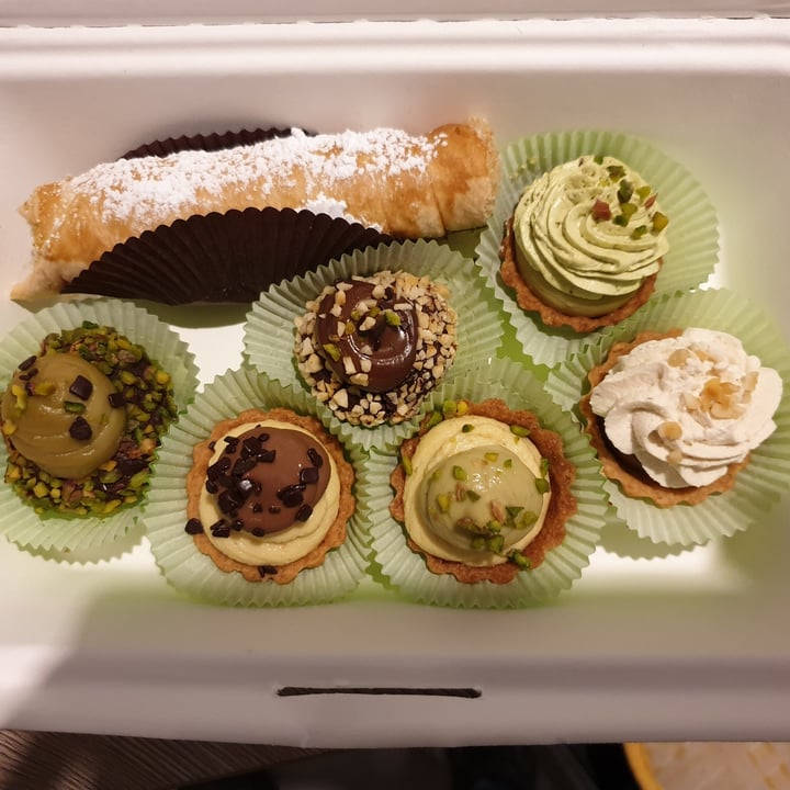 photo of Leccornie Pasticcini misti shared by @sharon69 on  02 Oct 2022 - review