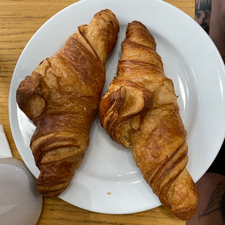 photo of Cloud Cakes Croissant shared by @polabee on  14 Aug 2022 - review