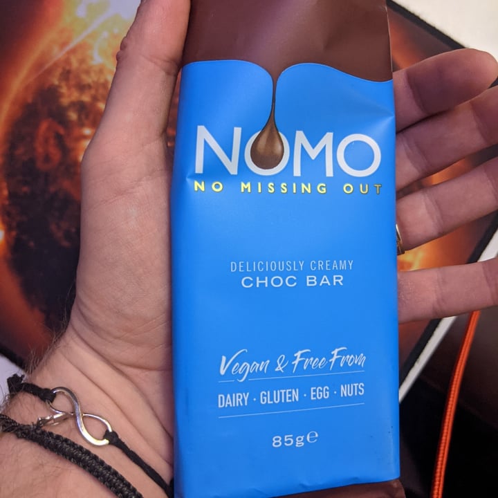 review photo of NOMO Creamy Chocolate Large Bars shared by @thebadassvegan on 10 Jan 2021 - review