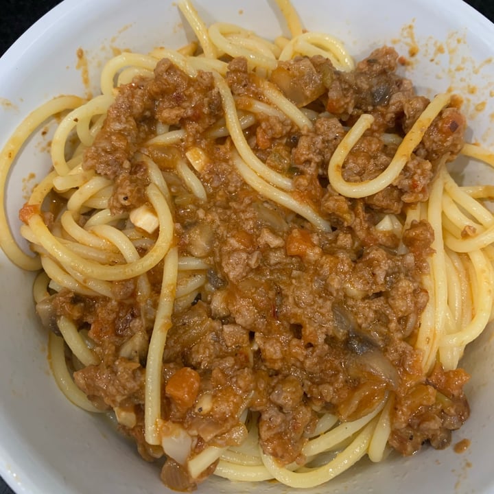 photo of Trader Joe's Vegan bolognese style pasta sauce shared by @raachoh on  24 Aug 2021 - review