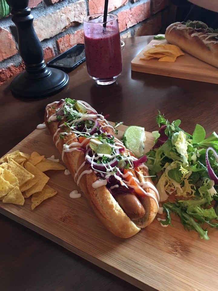 photo of BioCafe Vegan Hot Dog shared by @gimlithecat on  26 Mar 2020 - review
