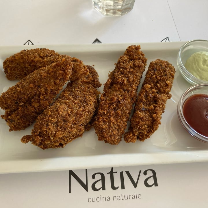 photo of Nativa Ristorante Sticks di seitan croccanti con salsa barbecue e maionese alla cipollina shared by @lylian on  10 Apr 2022 - review