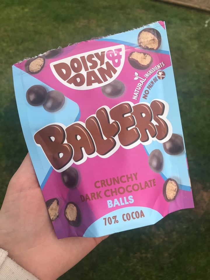 photo of Doisy & Dam Ballers shared by @vegalice on  12 Apr 2020 - review
