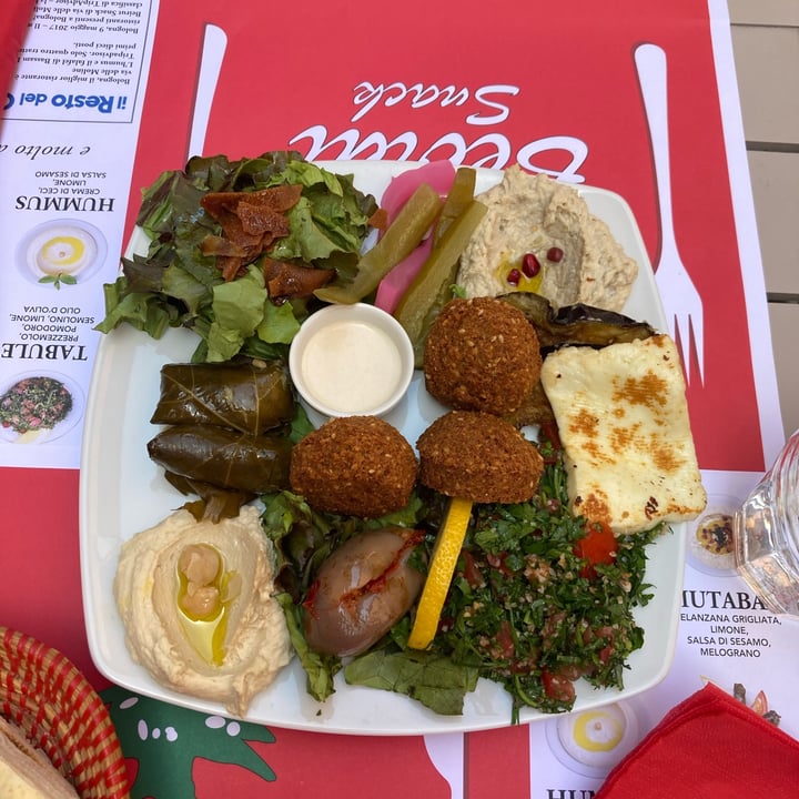 photo of Beirut Snack Piatto meze shared by @violainz on  26 Jun 2022 - review