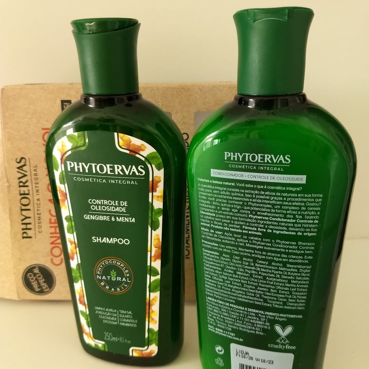 review photo of Phytoervas Shampoo Controle De Oleosidade - Gengibre E Menta shared by @leilagperez on 26 Apr 2022 - review