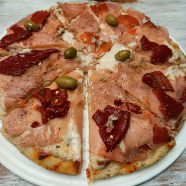 photo of Flipper Pizza Pizza De Jamón Y Morrones shared by @mariegreen on  02 Apr 2021 - review