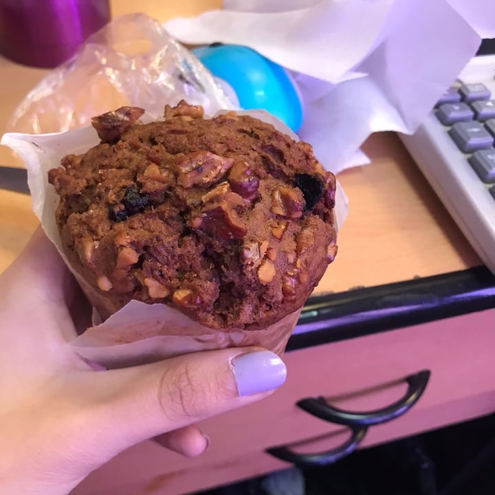 photo of Kali Plant-Based muffin de zanahoria shared by @anabolena on  26 Apr 2022 - review