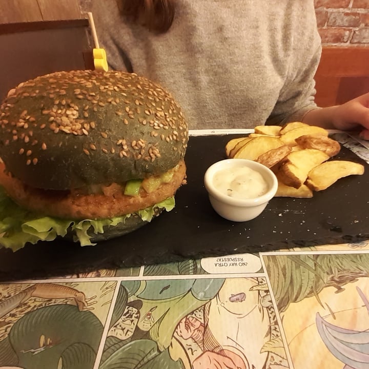 photo of Barallocas Hamburguesa De Lenteja Y Patata Gajo shared by @desdeees on  31 Oct 2020 - review