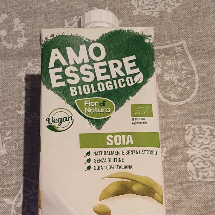 review photo of Amo Essere Veg Latte di Soia shared by @robyciuffo on 06 May 2022 - review