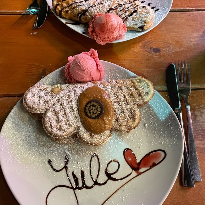 review photo of Wonder Waffel Berlin Vegan Waffle shared by @juleanna on 06 Nov 2022 - review