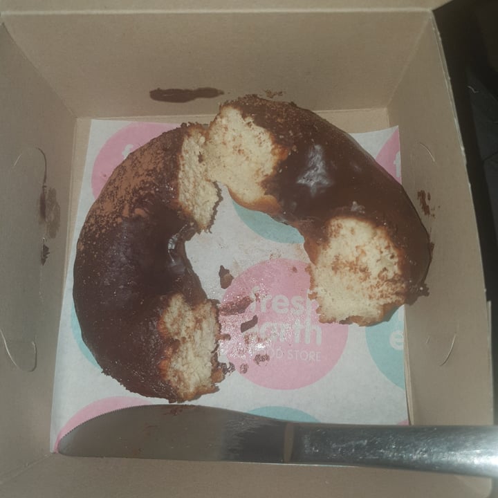 photo of Fresh Earth Food Store Vegan sourdough chocolate donut shared by @sunshineyum on  28 Jan 2021 - review