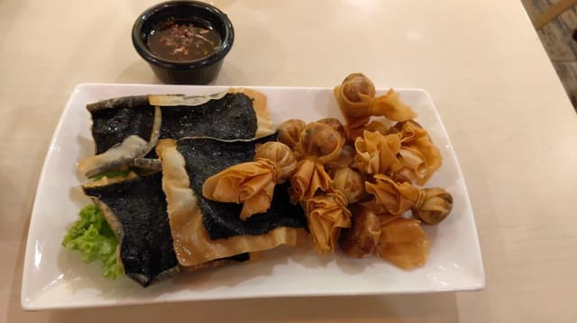 Photo du plat “Fortune Bag & Seaweed”