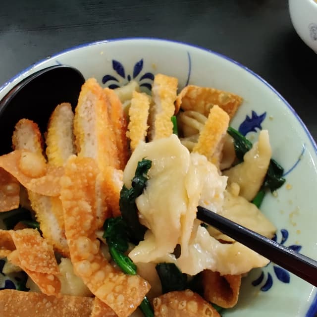 Foto del piatto “Veg cutlet mee hoon kueh”
