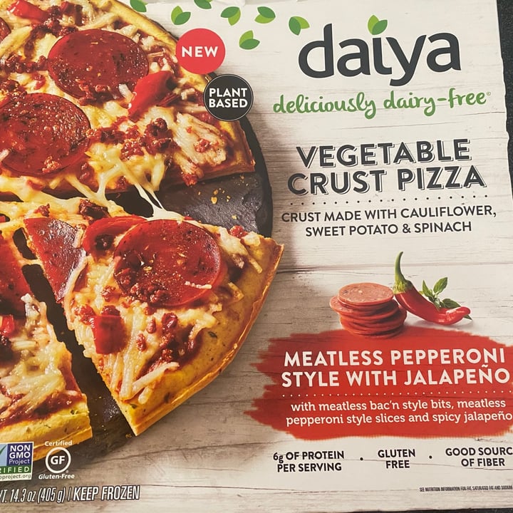 review photo of Daiya Vegetable Crust Pizza Meatless Pepperoni style with Jalapeno shared by @camilamarchand on 07 Mar 2021 - review