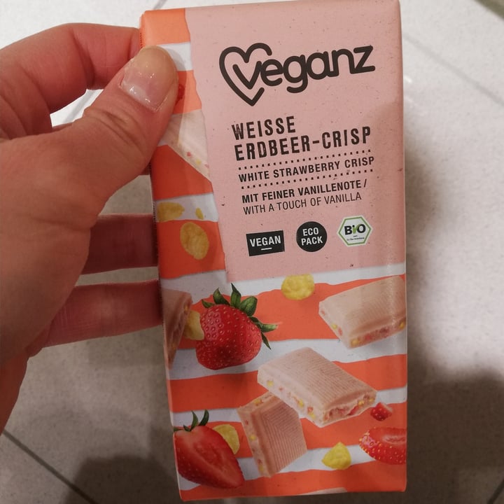photo of Veganz Weiß Erdbeer-Crisp shared by @ilaria0 on  13 Mar 2022 - review