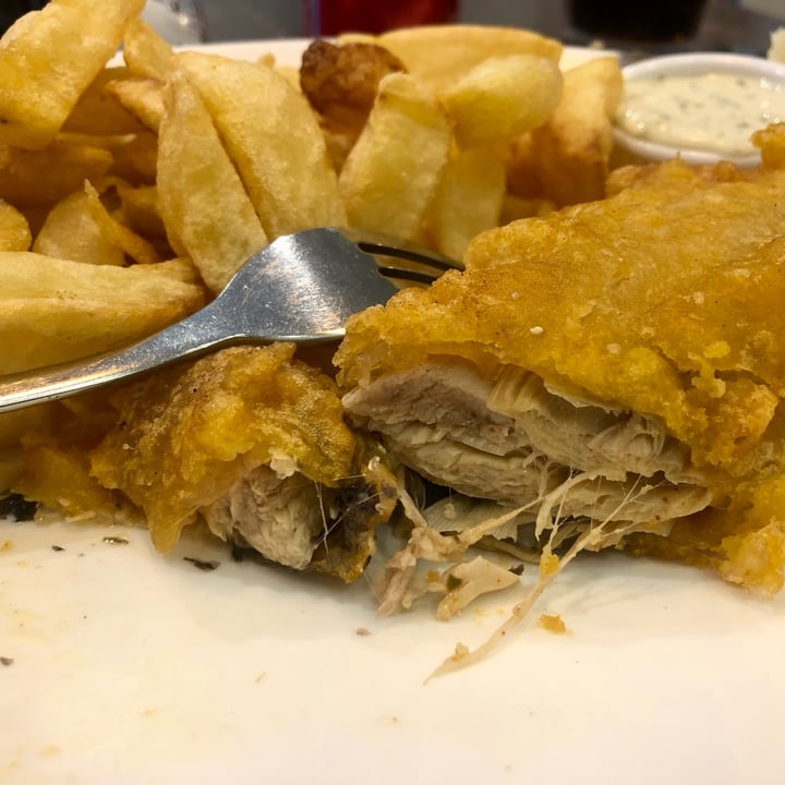 photo of Soho Hobson`s Fish & Chips Vegan Fish & Chips shared by @raffamarini on  17 Oct 2022 - review