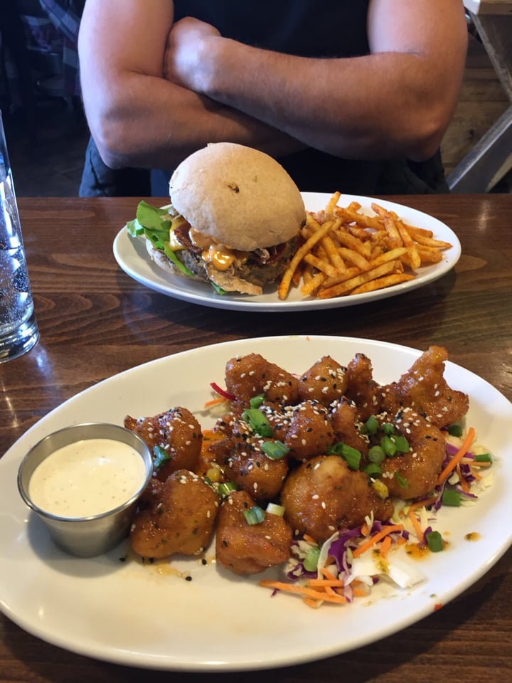 photo of Native Foods Cafe Thai chili cauliflower wings shared by @mallory17 on  24 Dec 2018 - review