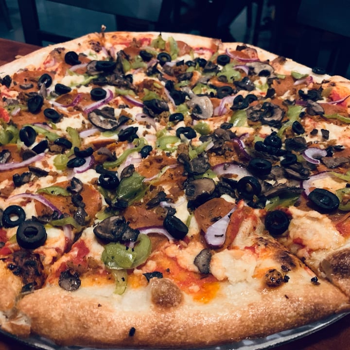 photo of Switchyard Brewing Company Supreme Pizza shared by @allhess on  24 Oct 2021 - review