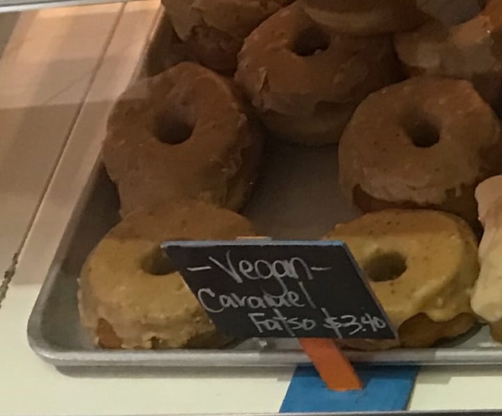 photo of Empire Donuts View Street Vegan Caramel fatso donut shared by @vegan4lyfe on  16 Dec 2019 - review