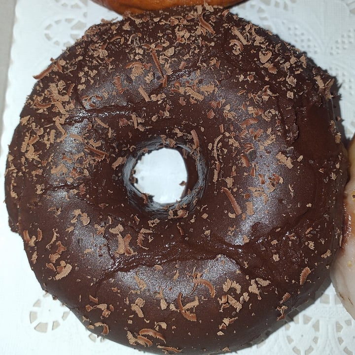 photo of Hulis Donuts Chocolate donut shared by @tanija on  05 Sep 2021 - review
