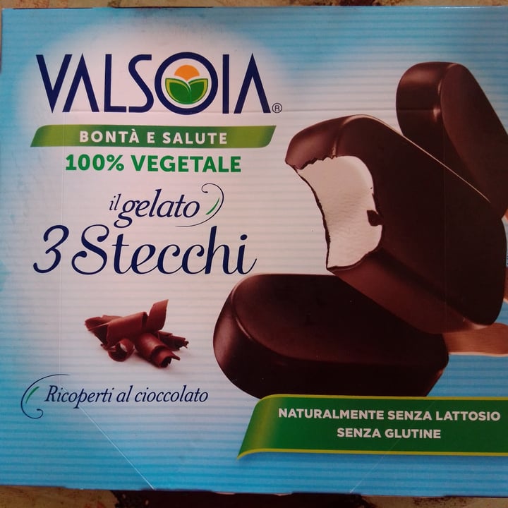 review photo of Valsoia 3 Stecchi di gelato shared by @vegatta on 22 Apr 2022 - review