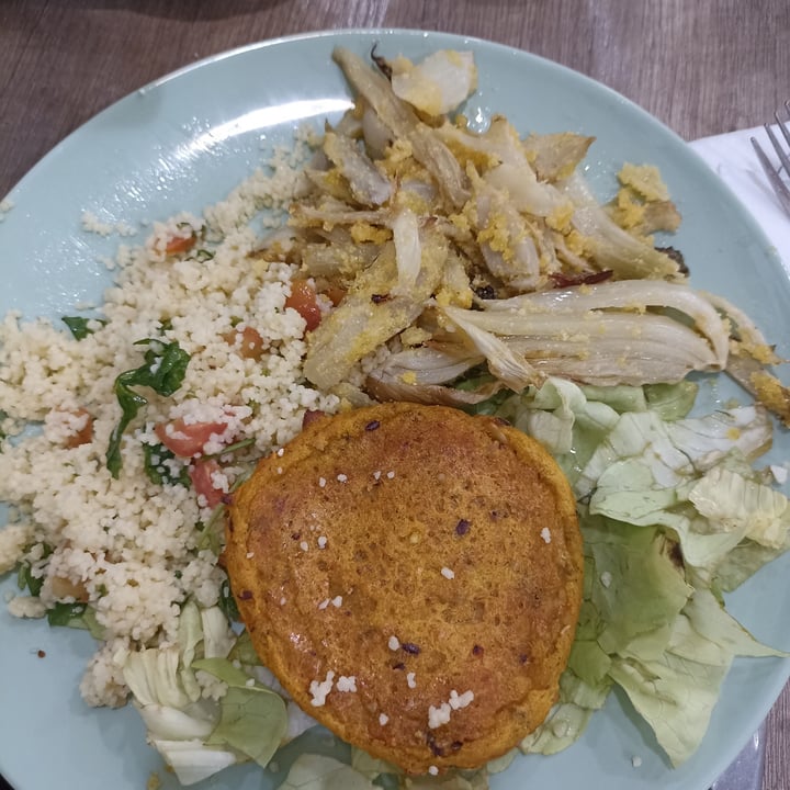review photo of O Grin piatto terno: cous cous, Hamburger Di Peperoncini Verdi E Finocchi Al Gratin shared by @robinciao on 09 Sep 2022 - review