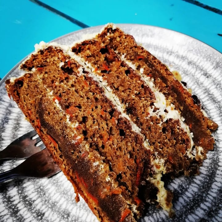 photo of Li-o-La Carrot Cake shared by @ingridgeertsema on  22 Feb 2022 - review