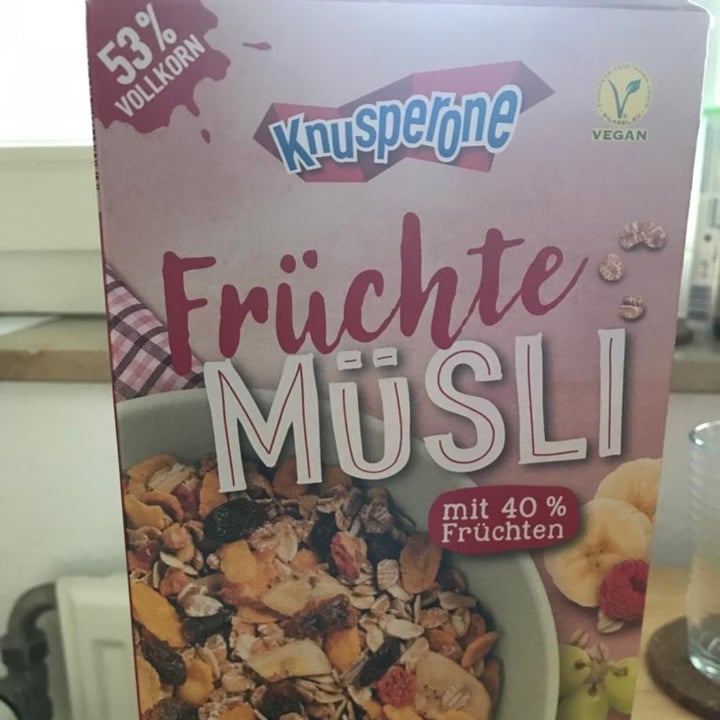 photo of Knusperone früchte müsli shared by @tabacchi on  12 Jun 2022 - review