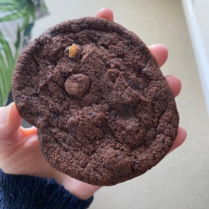 review photo of Subway Subway Chocolate Vegan Cookie shared by @heatherevans on 18 Mar 2021 - review