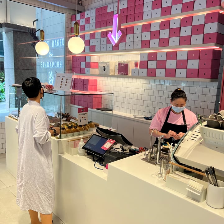 review photo of Mr. Holmes Bakehouse Singapore Oat Latte shared by @veggieburger on 29 Oct 2022 - review