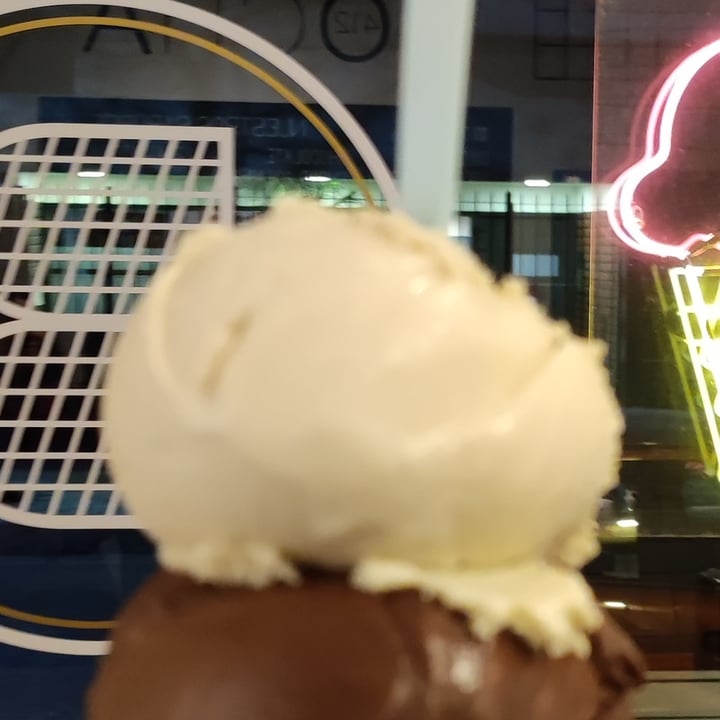 review photo of BOCHA - Helados Artesanales pistacho Vegano shared by @javisid on 26 Jun 2022 - review