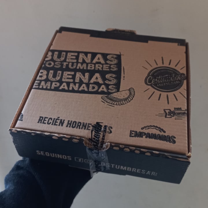 review photo of Costumbres Argentinas Empanadas veganas shared by @soolrzo on 24 Sep 2022 - review