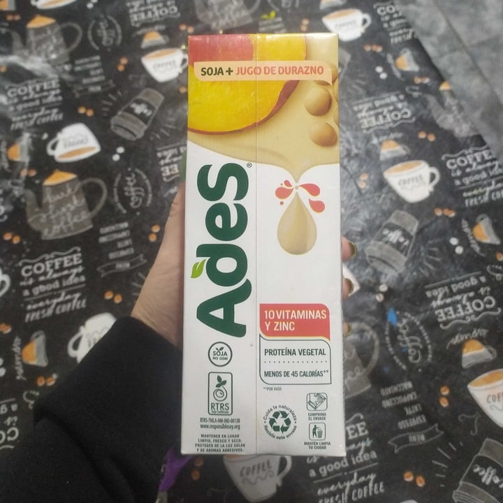 photo of Ades Leche de Soja sabor Durazno shared by @florpaz on  05 Jul 2021 - review
