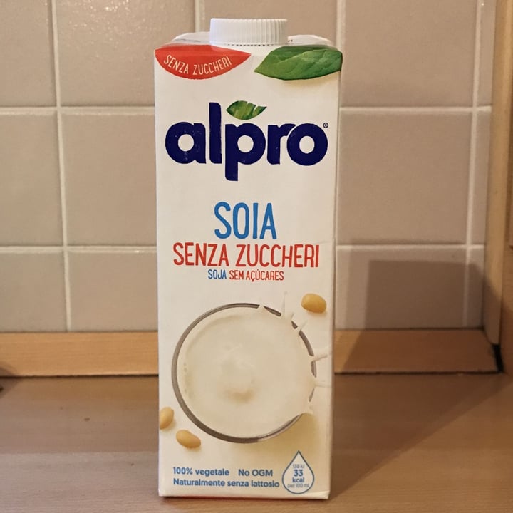 review photo of Alpro Bevanda Di Soia Senza Zuccheri shared by @rebi on 15 Dec 2021 - review
