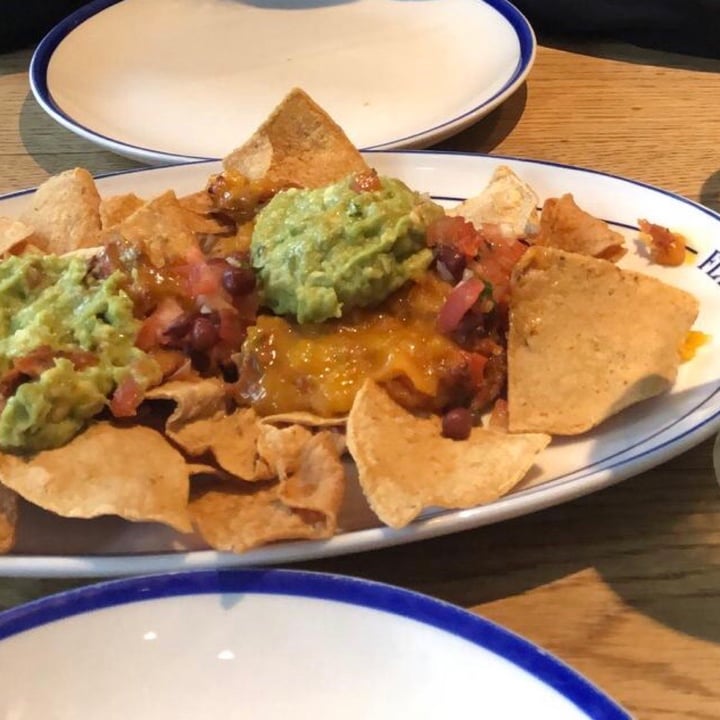 review photo of Flax&Kale Nachos Supremos shared by @soninfinity on 01 May 2021 - review