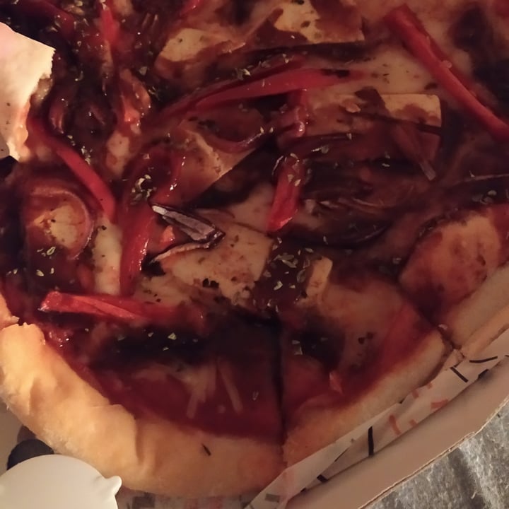 review photo of Pizzeria La Fainá Pizza Barbacoa shared by @enniwestt2 on 20 Jun 2020 - review