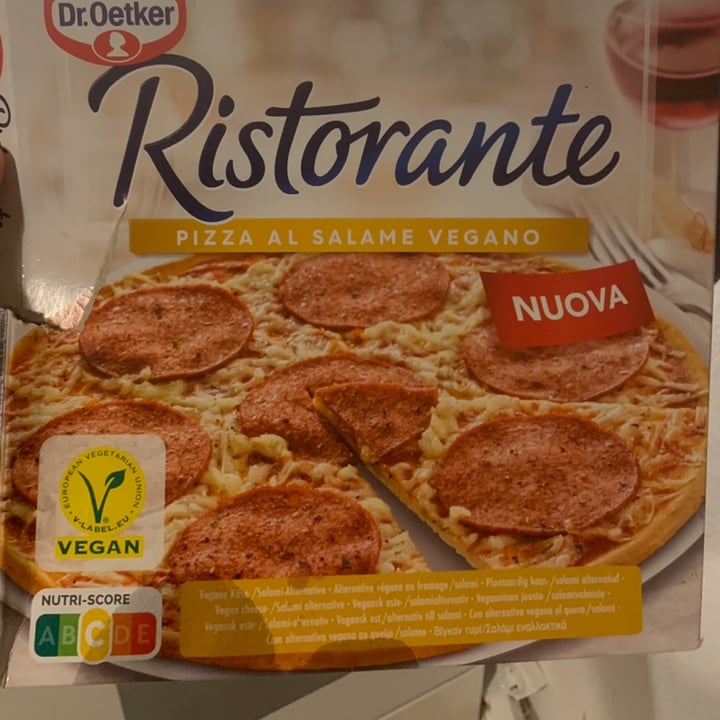 photo of Dr. Oetker Ristorante Pizza Al Salame Vegano shared by @saramost on  05 Feb 2023 - review
