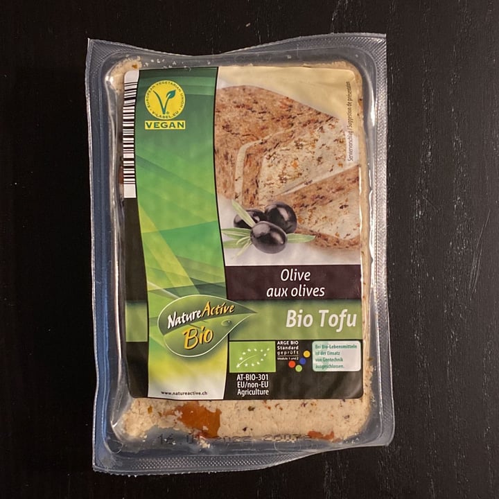 photo of Aldi - Nature active bio Tofu aux Olives shared by @sabqooe on  08 Dec 2021 - review