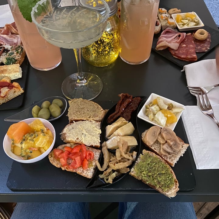 photo of Borgo 206 Aperitivo Vegano shared by @mazzo96 on  26 Aug 2021 - review