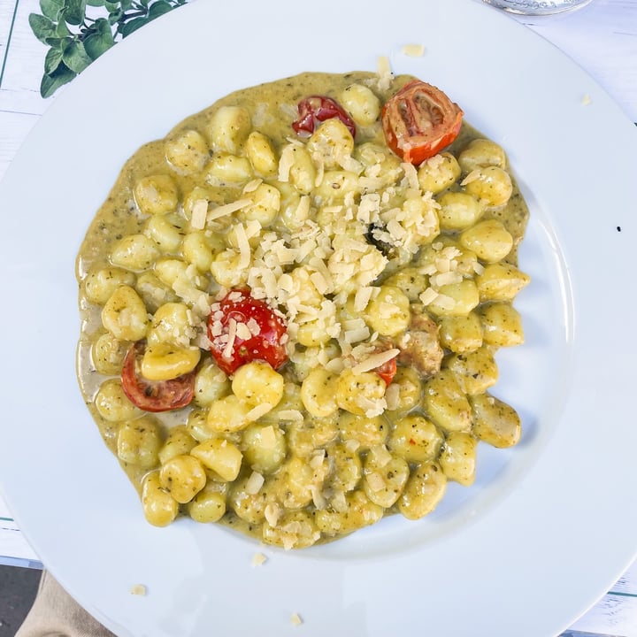 review photo of Origano Gnocchi Al Pesto Di Basilico shared by @misosoup on 02 Oct 2022 - review