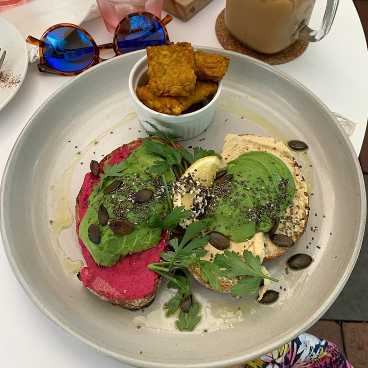 photo of Carrotsticks and Cravings Robertson Quay Happy Vegan Avo shared by @jashment on  25 Oct 2020 - review