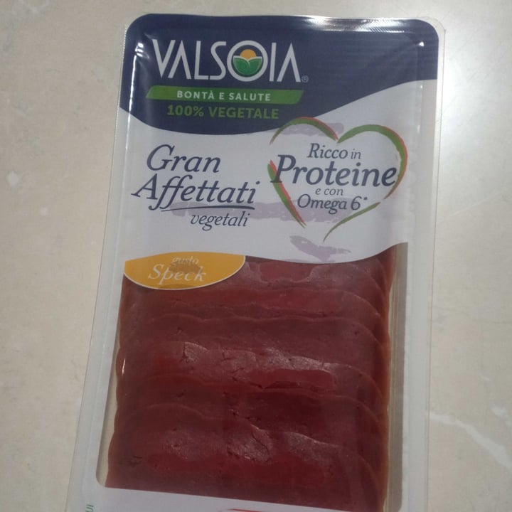 review photo of Valsoia Gran Affettati Vegetali Gusto Speck shared by @saracastagliuolo on 29 Nov 2021 - review