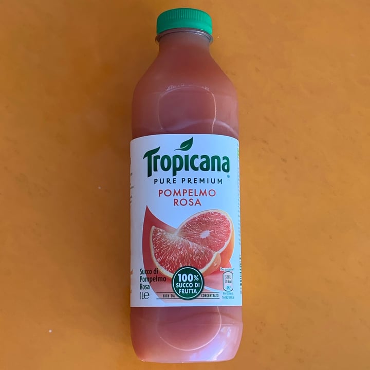 photo of Tropicana Pompelmo rosa shared by @alessiof91 on  09 Sep 2021 - review