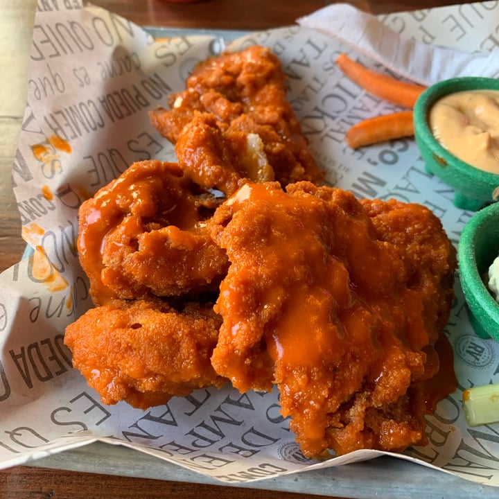 photo of Revolucion Verde Chickn Boneless shared by @moonlight15 on  31 Aug 2022 - review