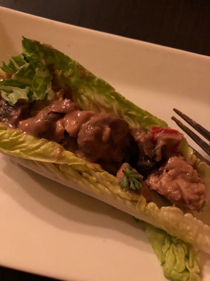 review photo of The Vegetable Hunter- Vegan/ Vegetarian Cafe & Boutique Brewery Thai Tofu Lettuce Wrap shared by @mair1113 on 23 Feb 2020 - review
