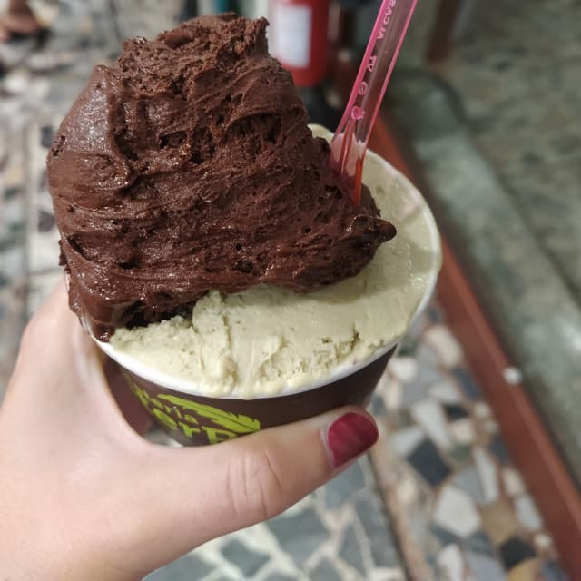 Photo of the dish “Pistacchio e Cioccolato Fondente Arancia e Rum”